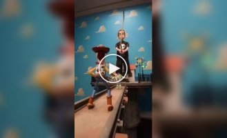 Энтузиаст переместил героев мультфильма «История игрушек» в «Игру в кальмара»