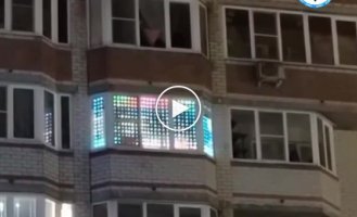 A ticker with the phrase Glory to Ukraine appeared on a balcony in Veliky Novgorod!