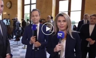 Французький політик зняв дорогий годинник перед інтерв'ю