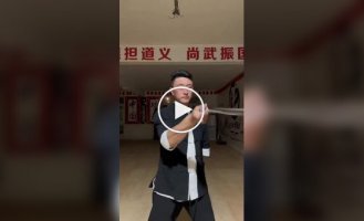 Мастер нунчаку: Когда техника граничит с магией