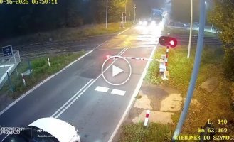 Польский профи и ЖД переезд