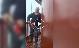 Утренний кофе на маяке