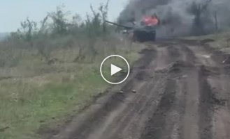 Destroyed Russian tank T-80BVM near Rabotino in Zaporozhye region