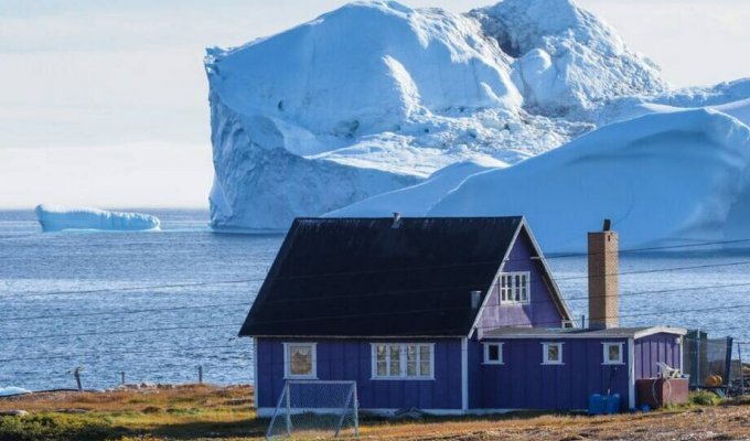 Завораживающее видео, как меняются айсберги Гренландии (3 фото + 1 видео)