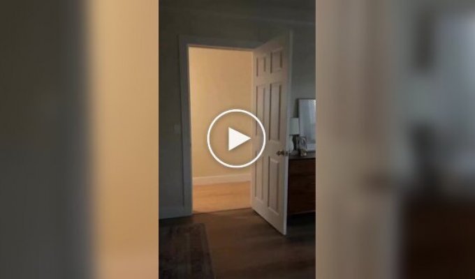 Джексон не хочет идти в комнату