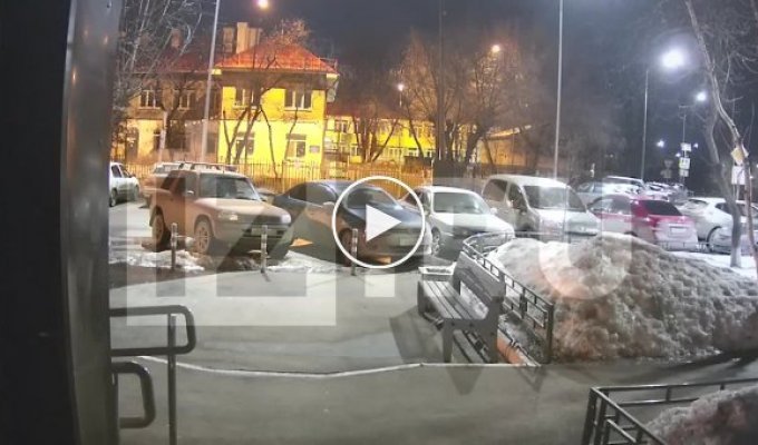 В Тюмени пьяный водитель BMW протаранил 9 машин