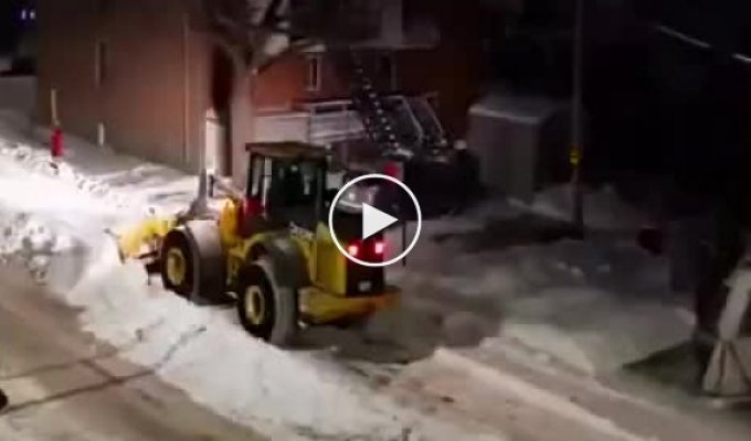 Как в Канаде убирают снег с улиц
