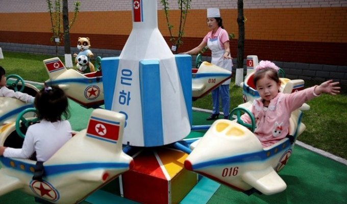 20 фото из Северной Кореи, заставляющие вспомнить наше советское детство (21 фото)