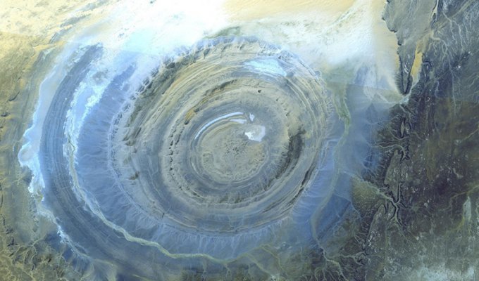 Глаз Сахары: самый загадочный объект Земли (5 фото)