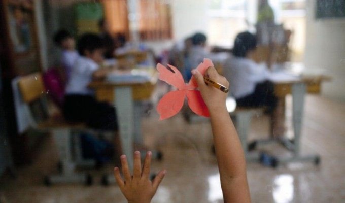 СПИД у детей во Вьетнаме (10 фото)