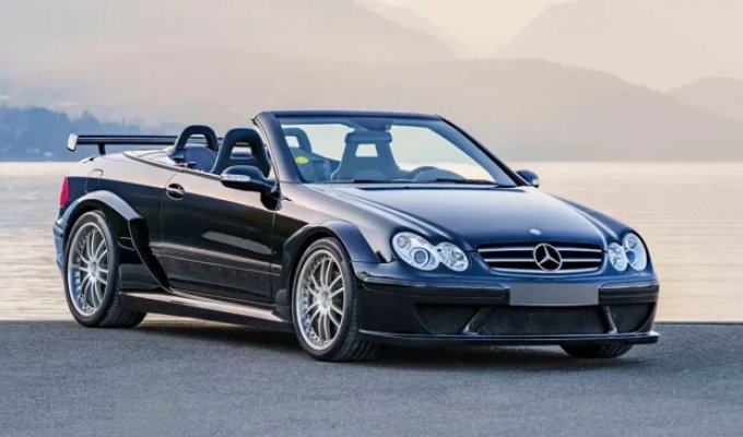 Редчайший кабриолет Mercedes-Benz CLK DTM пустят с молотка (40 фото)