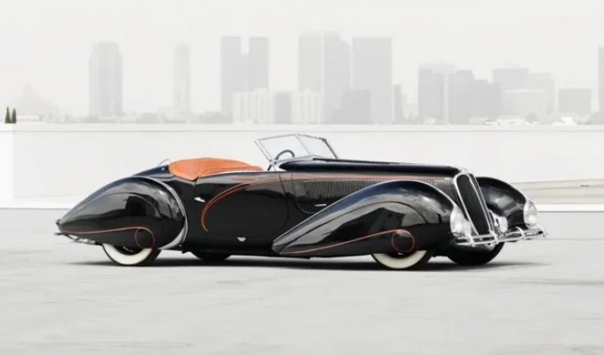 The rarest 86-year-old Delahaye roadster to be sold for $3 million (19 photos)