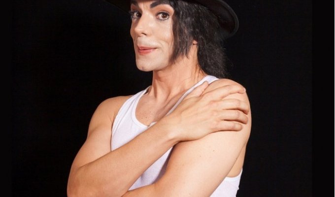 «Быть Майклом Джексоном» (9 фото)