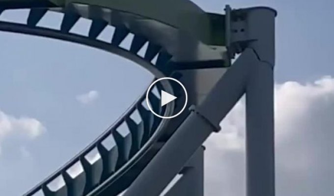Amusement park attraction had to be closed after a guest noticed a terrible crack