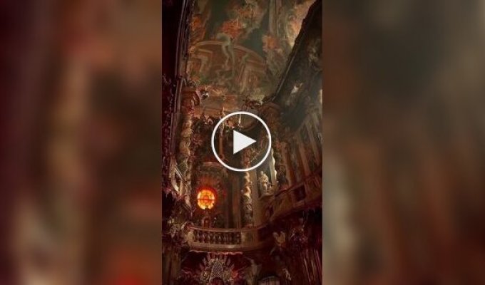 Реальность или нейросеть: удивительная церковь Святого Иоанна Непомука