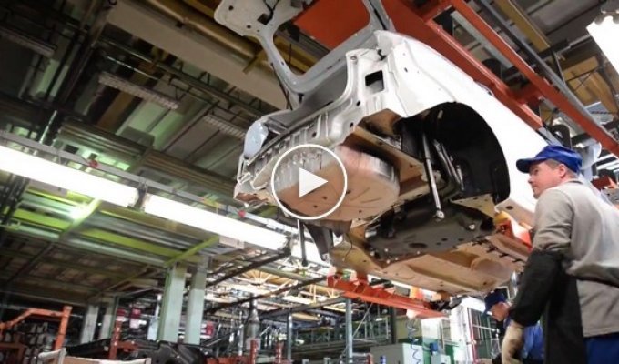 Процесс сборки автомобиля Lada Xray