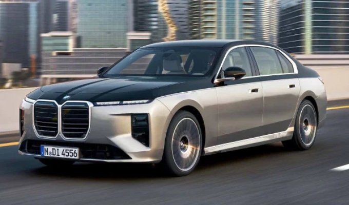 New BMW 7 Series: hybrids, electric cars, and a 31-inch headliner (6 photos)
