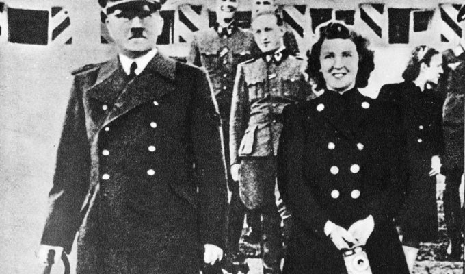 Ева Порн: обнаженные снимки жены Гитлера (4 фото)