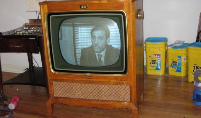 Where can I put my old TV? (19 photos)