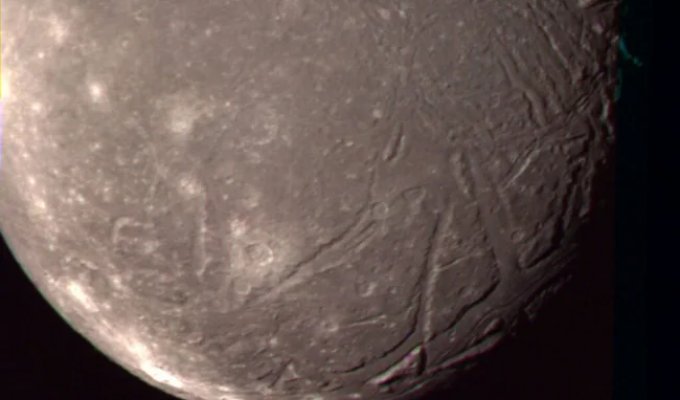 Аріель: супутник Урана з океаном глибиною 170 кілометрів (4 фото)