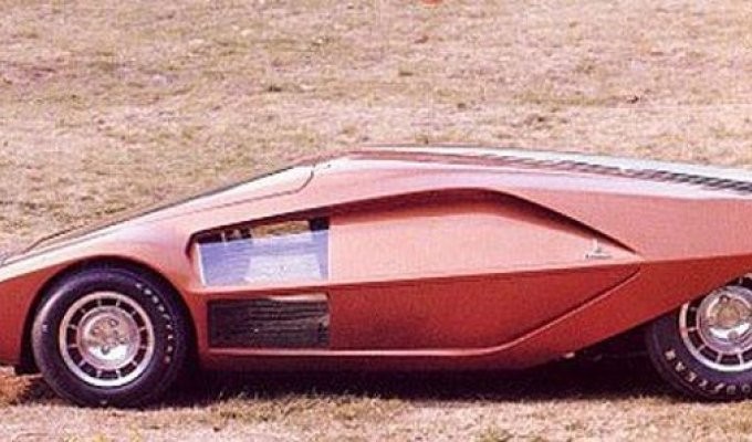 Величезна колекція концептуальних автомобілів 70-х років (80 фото)