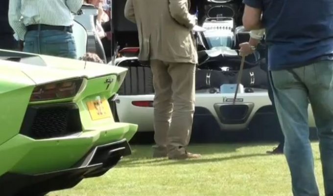 Саунд батл суперкаров на Wilton Classic and Super Car (4 видео)