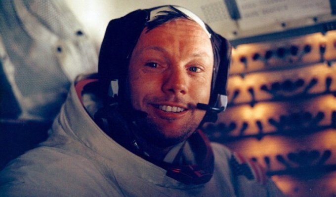 Памяти Нила Армстронга, первого человека на Луне (1930-2012) (15 фото)