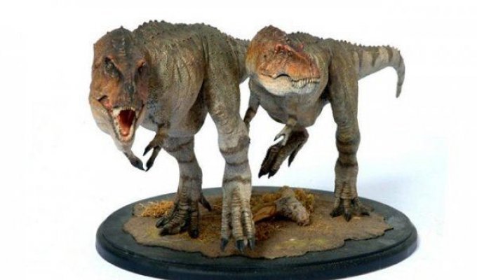 Tyrannosaurus rex и другие тварюшки (9 фото)