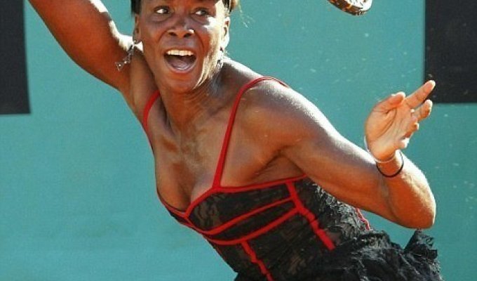 Тенисное платье Венус Уильямс (3 фото + видео)