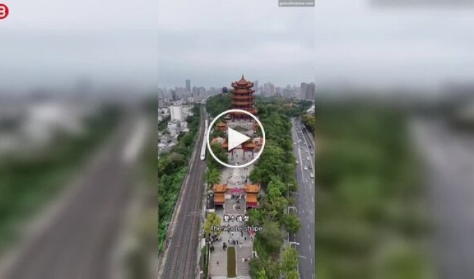 Железнодорожный вокзал Уханя: один из крупнейших транспортных узлов Азии