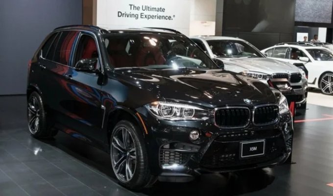 BMW recalls 720,000 cars (and this is only in the US) (1 photo)