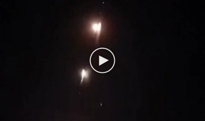 ВСУ отправляют фейерверки оккупантам на ночь глядя