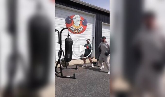 Креативное видео о тренировках