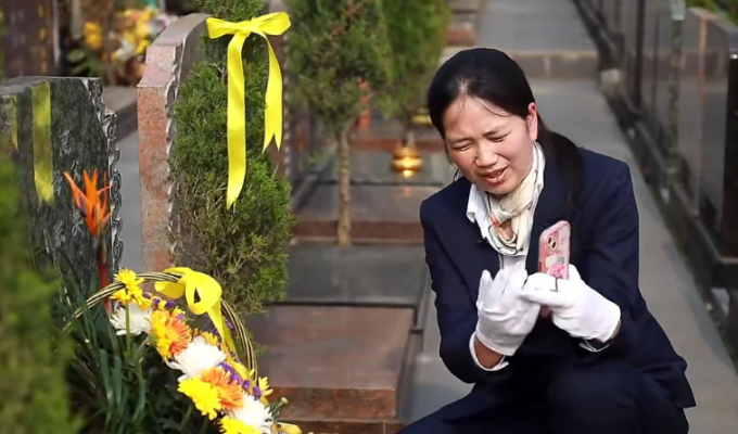 New profession in China - grave worship specialist (6 photos)