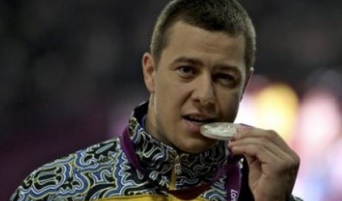 МОК лишил украинца серебряной олимпийской медали