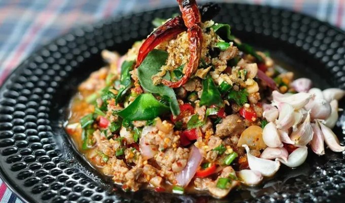 The deadliest dish in the world is prepared in Thailand (5 photos)