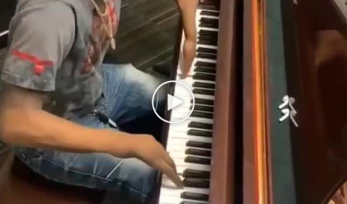 Take a close look at this musician's hands