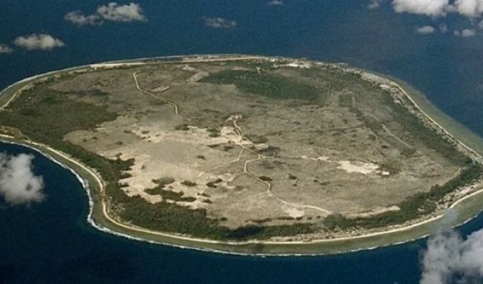 Науру — страна, которая съела сама себя (8 фото)