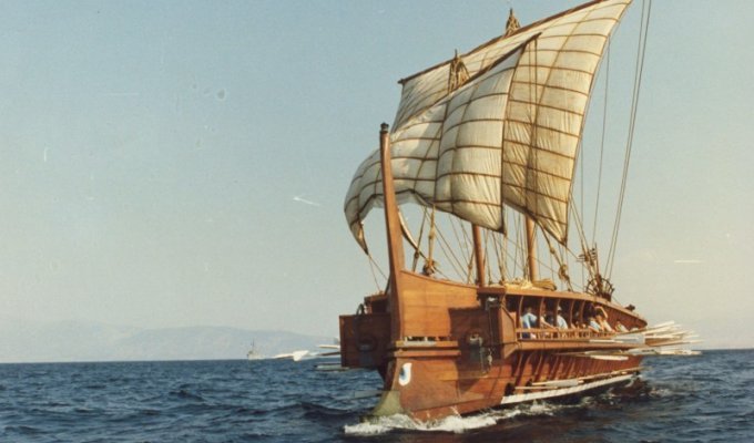 Fleet of Ancient Rome (23 photos + 2 videos)