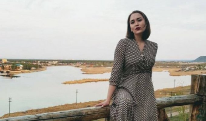 Ирина Высоких: чиновница, которую якутский депутат обвинил в слишком глубоком декольте (12 фото)