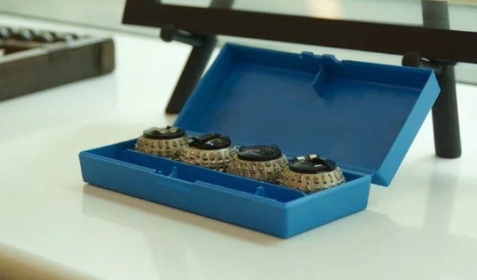 Why This Typewriter Used a "Typeball" (3 Photos)