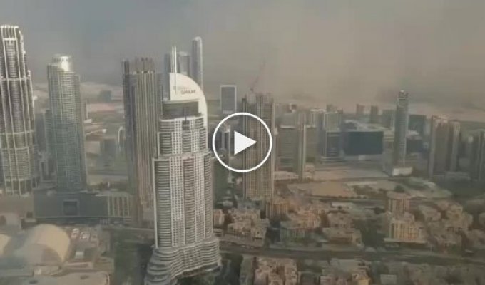 Песчаная буря в Дубае