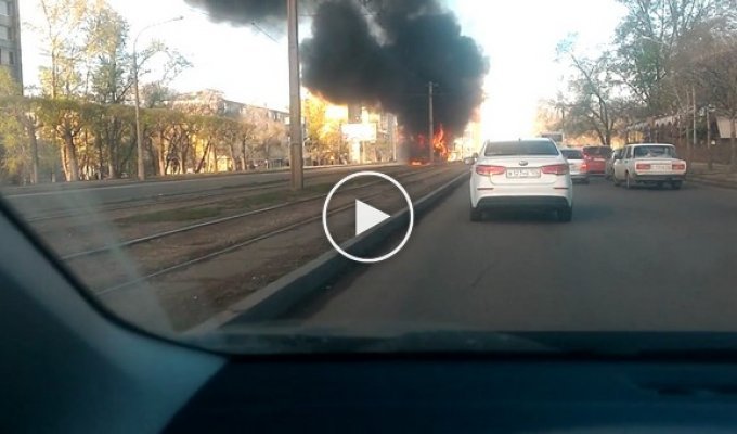 В Красноярске сгорел трамвай