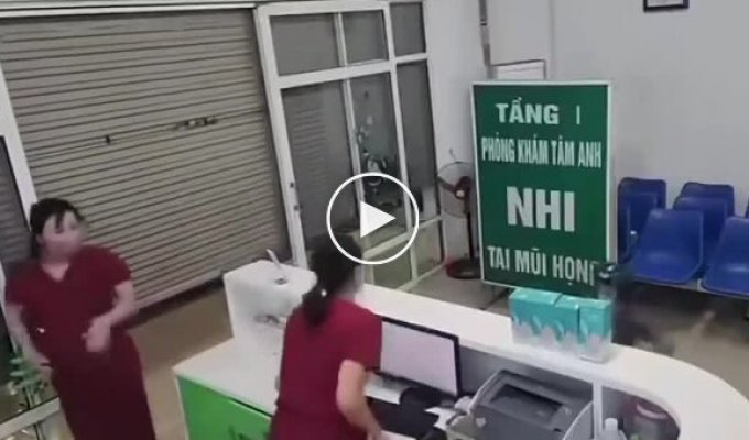 Pharmacy Employees Mistaken a Speedy Customer for a Robber