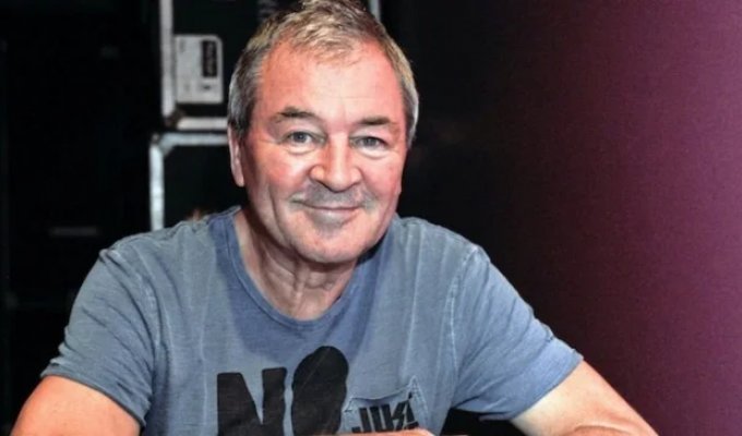 "We're Not Metal": Ian Gillan on Deep Purple's Secret, the Greatness of Black Sabbath, and 60 Years of Rock 'n' Roll Madness (13 Photos)