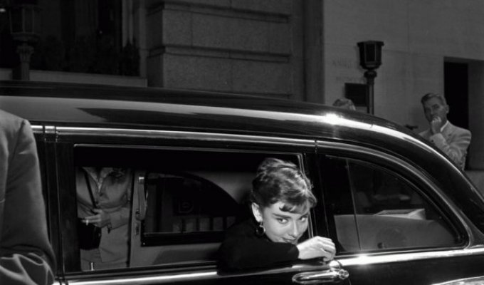 Одри Хепберн - 94 года со дня рождения: архивные фото знаменитости (16 фото)