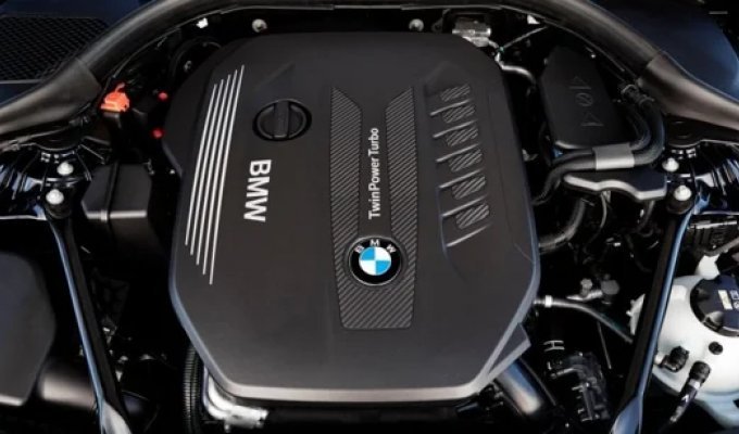 BMW CEO calls EU ban on internal combustion engines a "huge mistake" (1 photo)