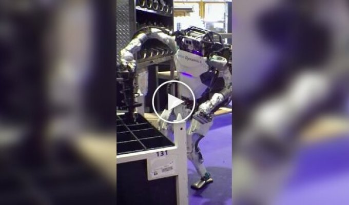 Роботы которые скоро заменят кладовщиков на заводах