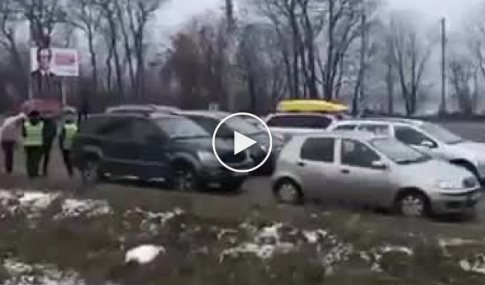 Водители на литовских номерах перекрыли полностью трассу Киев-Одессу