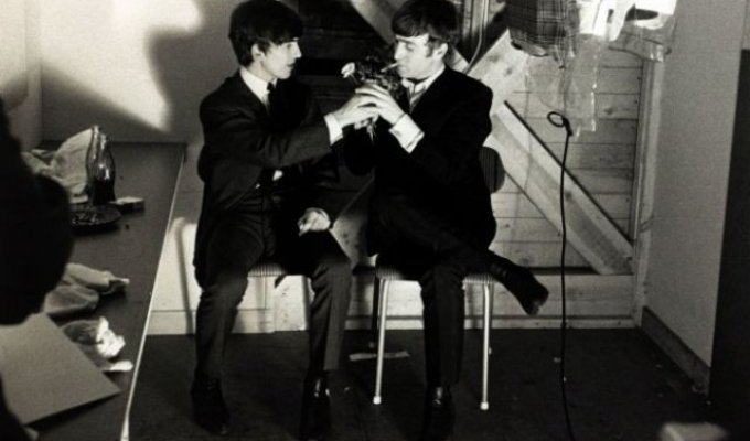 Редкие фотографии с участниками группы The Beatles (18 фото)